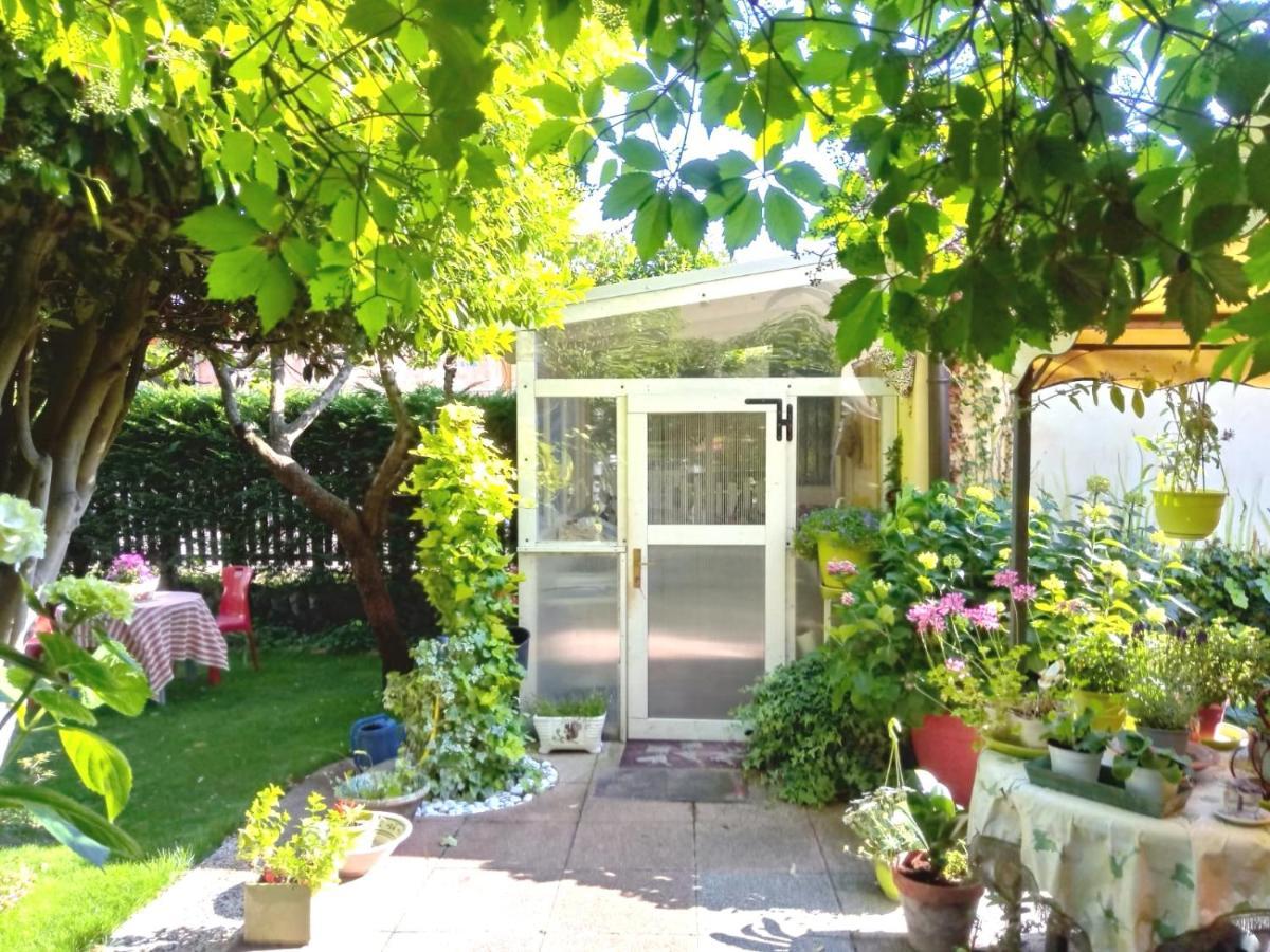 Bed And Breakfast Di Manu Taglio Di Po Exterior photo