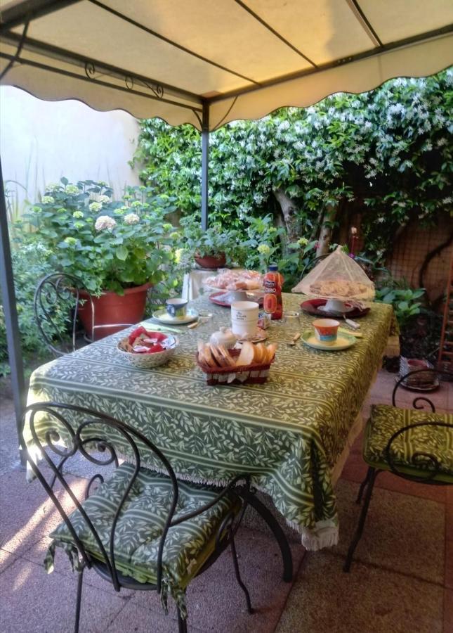 Bed And Breakfast Di Manu Taglio Di Po Exterior photo
